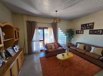 Casa · 442m² · 2 Quartos · 1 Vaga · Casa à venda no bairro Cinqüentenário - Caxias do Sul/RS