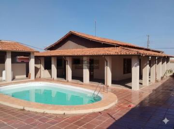 Casa · 274m² · 4 Quartos · 4 Vagas · Casa térrea grande com espaço de quintal generoso no Bairro Boa Esperança - Cuiabá/MT