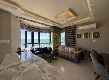Apartamento · 221m² · 4 Quartos · Apartamento frente mar - Balneário Camboriú