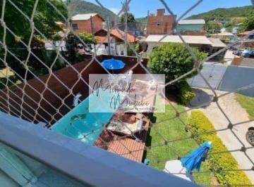 Casa · 160m² · 7 Quartos · 4 Vagas · Casa à venda no bairro São João do Rio Vermelho - Florianópolis/SC