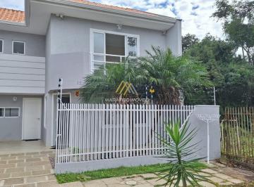 Casa · 108m² · 3 Quartos · 2 Vagas · Sobrado com 03 quartos sendo 01 suíte na Costeira.