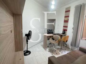 Apartamento · 50m² · 2 Quartos · Praça da Bandeira - Rua Praça da Bandeira. Apartamento de 2 quartos, claro e are