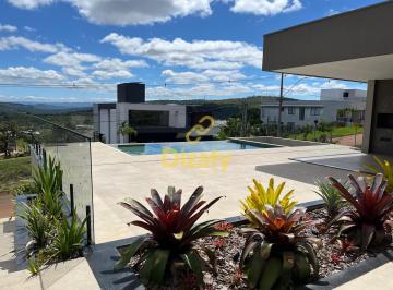 Casa · 385m² · 4 Quartos · 2 Vagas · CASA DE ALTO PADRÃO NO CONDOMÍNIO GRAN ROYALLE EM LAGOA SANTA MG.
