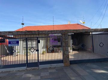 Casa · 250m² · 4 Quartos · 3 Vagas · Oportunidade Jd. Alpes Casa a venda, 250 m2, 4 quartos sendo 1 suite