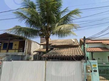 b22d5805aff6a9d04d28e3c476c2c5ac012d7f2c · Excelente casa Linear, 3 quartos, suíte, piscina e sauna.