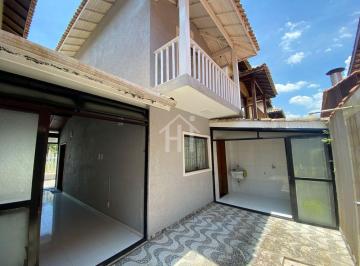 errsbie2ntlly2iwnje5yzm0_md · Sobrado à Venda com 2 Suítes - Quintal - Bairro do Maitinga - Bertioga-SP.