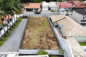 Terreno · Terreno à venda em Glória, Joinville por R$580.000