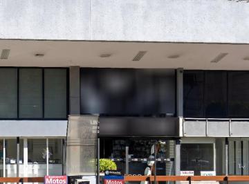 Comercial · 150m² · Loja na Rua Doutor Luiz Migliano, N. 1110 - Loja 3 • 150 m²
