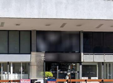 Comercial · 150m² · Loja na Rua Doutor Luiz Migliano, 1110 - Loja 3 • 150 m²