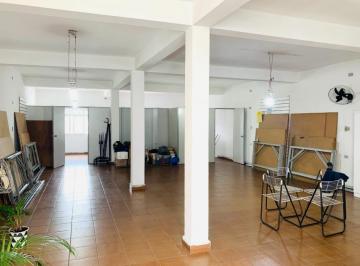 Comercial · 148m² · Sobreloja na Avenida Deputado Cantídio Sampaio, N. 666 - Casa 2 • 148 m²