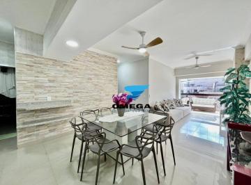 fa3308bf7f45bd0896711ef0f6f0d2fff181e0fe · Apartamento à venda na praia da Enseada no Guarujá I Omega Imoveis