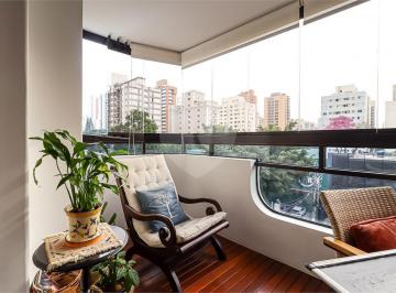 Apartamento · 196m² · 4 Quartos · 3 Vagas · Apartamento com 4 quartos à venda em Moema - SP