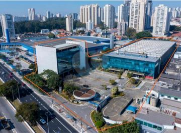 Comercial · 19929m² · 100 Vagas · Galpão à venda em Tatuapé - SP