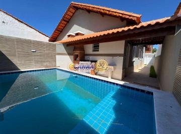 Casa de 2 quartos, Itanhaém · Casa na Praia de Itanhaém com Piscina e Área Gourmet. Oportunidade