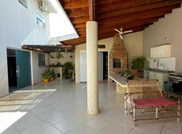 Casa de 4 quartos, Indaiatuba · Casa com Perfil Comercial/Residencial no Coração Administrativo de Indaiatuba