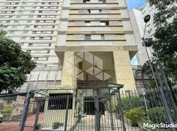 Apartamento · 93m² · 3 Quartos · 1 Vaga · Apartamento à venda na Av. Braz Leme - último andar com vista para o Campo de Marte