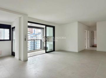 Apartamento · 87m² · 3 Quartos · 2 Vagas · Apartamento com 3 dormitórios no Centro de Florianópolis | 87m² | 2 vagas + hobby box
