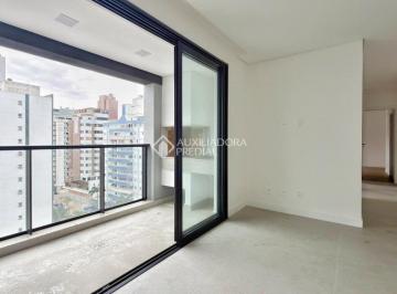 Apartamento · 87m² · 3 Quartos · 2 Vagas · Apartamento com 3 dormitórios no Centro de Florianópolis | 87m² | 2 vagas + hobby box