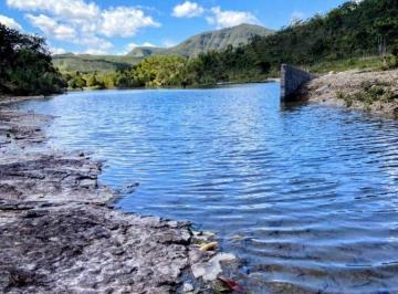 Rural , Alto Paraíso de Goiás · SÍTIO COM LINDA VISTA E NASCENTE DE ÁGUAS CRISTALINAS, ALTO PARAÍSO, CHAPADA DOS VEADEIROS
