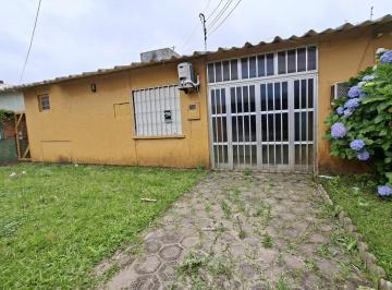 Casa · 150m² · 3 Quartos · 
                                Casa na Praia de Atlântida Sul 
                            