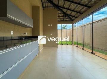 Casa · 162m² · 3 Quartos · 2 Vagas · Casa em condomínio com 3 quartos, 1 suíte para alugar no Alto do Vale, Cravinhos/SP