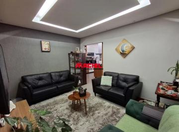Casa · 47m² · 2 Quartos · 2 Vagas · Excelente casa com closet no Residencial Terra Nova!