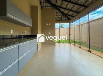 Casa · 162m² · 3 Quartos · 2 Vagas · Casa em condomínio com 3 quartos, 1 suíte para alugar no Alto do Vale, Cravinhos/SP