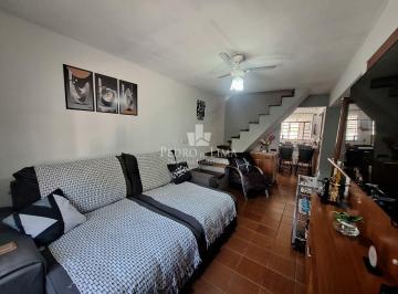 Comercial · 372m² · 2 Vagas · Salão comercial com 3 casas residenciais na Penha