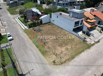Terreno · 360m² · Terreno Esquina à Venda no Jardim Panorâmico em Garopaba/SC