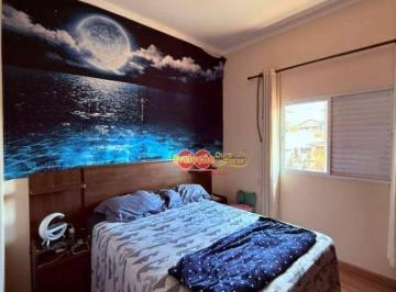 c6946456f12466b59d1b371a140c4ad514e64952 · Casa Residencial / Jardim Ipê