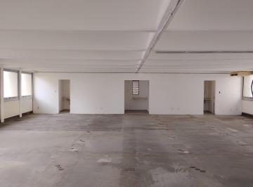 Comercial · 266m² · 4 Vagas · Sala comercial na Rua Haddock Lobo, N. 347 - Cj.72 • 266 m²