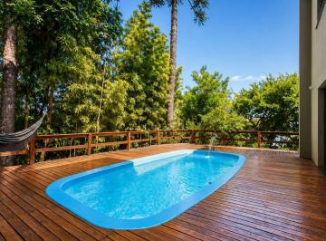 Casa de 5 quartos, Curitiba · CASA EM CONDOMÍNIO COM PISCINA I BOSQUE I 5 SUÍTES l 483M² ÚTIL l BACACHERI