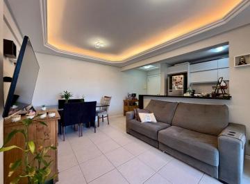 Apartamento de 2 quartos, São José · Apartamento completo em São José – 2 quartos, churrasqueira e ótima localização - Barreiros.