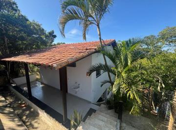 Casa de 2 quartos, Cabo Frio · Casa em terreno em aclive com 872m2 e área construída de 65m2 no Bosque do Peró