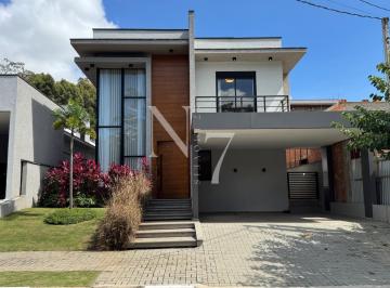 Casa · 259m² · 4 Quartos · 2 Vagas · Sobrado de Alto Padrão com 4 Suítes, Mobiliado e Decorado em Condomínio Fecha...