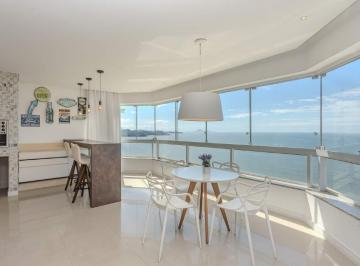 Apartamento · 215m² · 4 Quartos · 3 Vagas · Apartamento Frente Mar à venda no Centro em Balneário Camboriú.