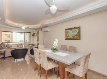 Apartamento · 119m² · 3 Quartos · 1 Vaga · Apartamento à venda no Centro em Balneário Camboriú.
