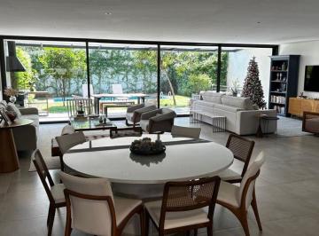Casa de 5 quartos, São Paulo · Casa nova em Condomínio no Alto da Boa Vista, pronta para morar