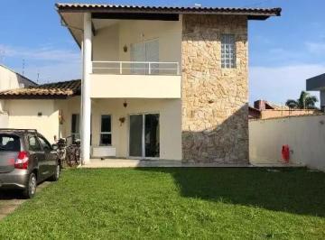 Casa de 2 quartos, Itanhaém · Casa com quintal grande no cibratel I