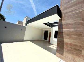 Casa · 97m² · 3 Quartos · 2 Vagas · Casa à venda em Maringá, Jardim Lice, com 3 quartos, 97 m², com área gourmet e pé-direito alto