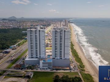 Apartamento · 82m² · 2 Quartos · 2 Vagas · Apartamento Pé na areia em Barra Velha