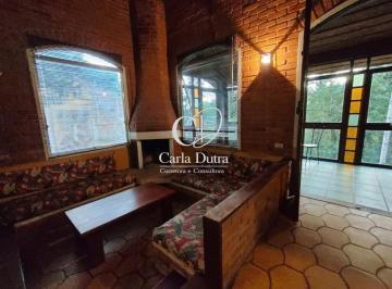 Casa · 280m² · 4 Quartos · 2 Vagas · Refúgio na Natureza  Casa com 2 Residências + Reserva nos Fundos | Privacidade Total!