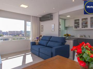 Apartamento · 55m² · 2 Quartos · 1 Vaga · Apartamento de 02 dormitorios, suite, vaga garagem com vista livre no bairro Men