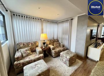 Apartamento · 100m² · 3 Quartos · 4 Vagas · Apartamento de 3 quartos, suíte e 4 vagas de garagem no bairro Rio Branco em POA