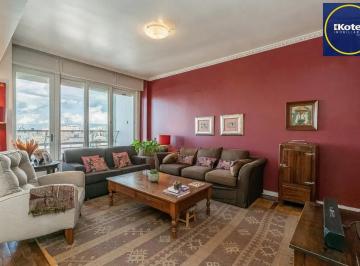 Apartamento · 160m² · 3 Quartos · 1 Vaga · Vende-se apartamento com 3 quartos( 1 suíte), 160m² e 1 vaga - Independência