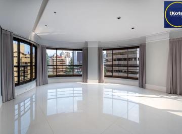 Apartamento · 373m² · 4 Quartos · 3 Vagas · 1 apartamento por andar, 4 suítes, transformado em 3, 4 vagas + depósito.