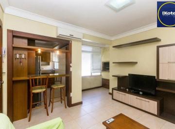 Apartamento · 58m² · 2 Quartos · 1 Vaga · Apartamento com 2 quartos e 58m² à venda na Centro Historico Porto Alegre.