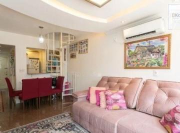 Apartamento · 79m² · 3 Quartos · Cobertura no Centro de 3 dormitórios
