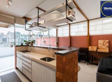 Apartamento · 118m² · 2 Quartos · 1 Vaga · Cobertura triplex semimobiliada