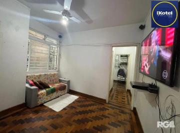 Apartamento · 39m² · 2 Quartos · APARTAMENTO DE 2 DORMITÓRIOS NO CENTRO HISTÓRICO.